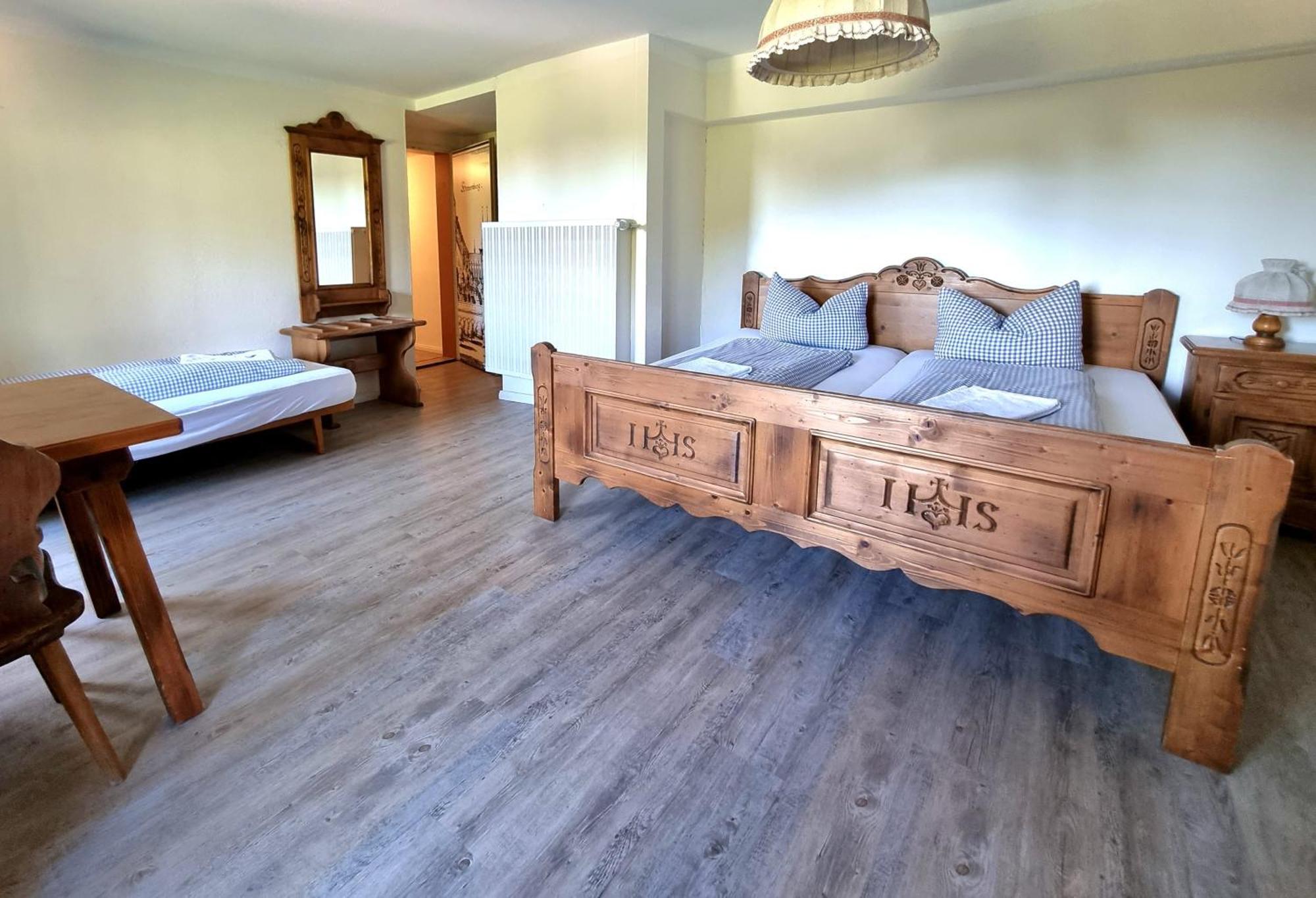 Berghotel Almagmach ايمنستادت ام الغو المظهر الخارجي الصورة